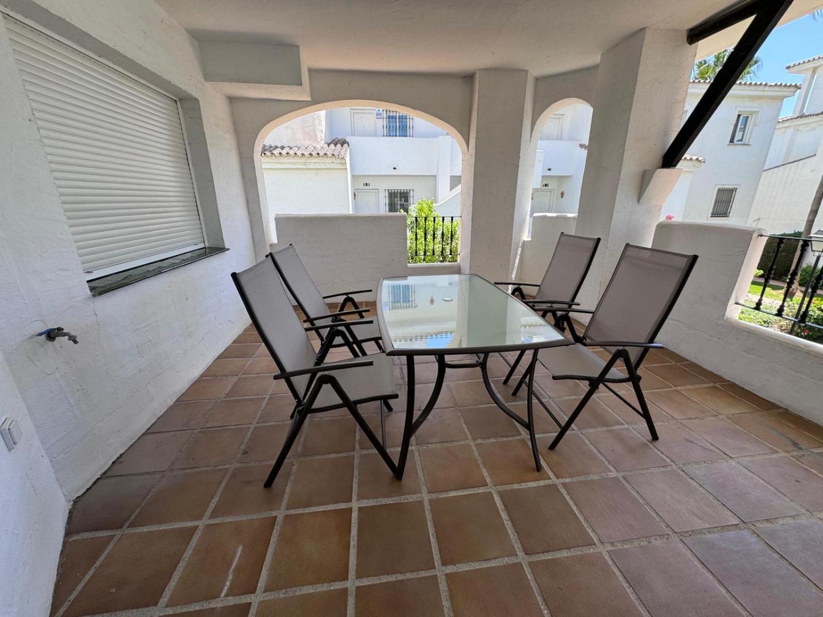 Apartamentos Naranjos Del Sol 马尔韦利亚 外观 照片